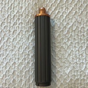 1.6 inch/40mm Airwrap™ long barrel